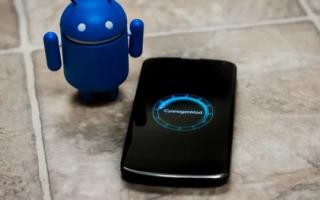 Mikä on CyanogenMod ja kuinka se asennetaan Kumpi cyanogenmod on parempi